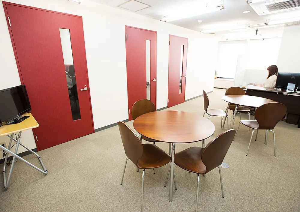 クラブナージ音楽教室今池店の待合